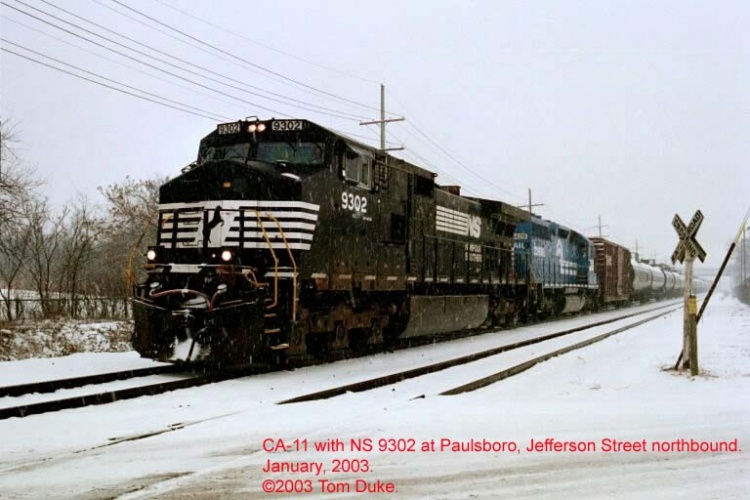 CA-11 northbound at Jefferson Street in 2003.  By Tom Duke.